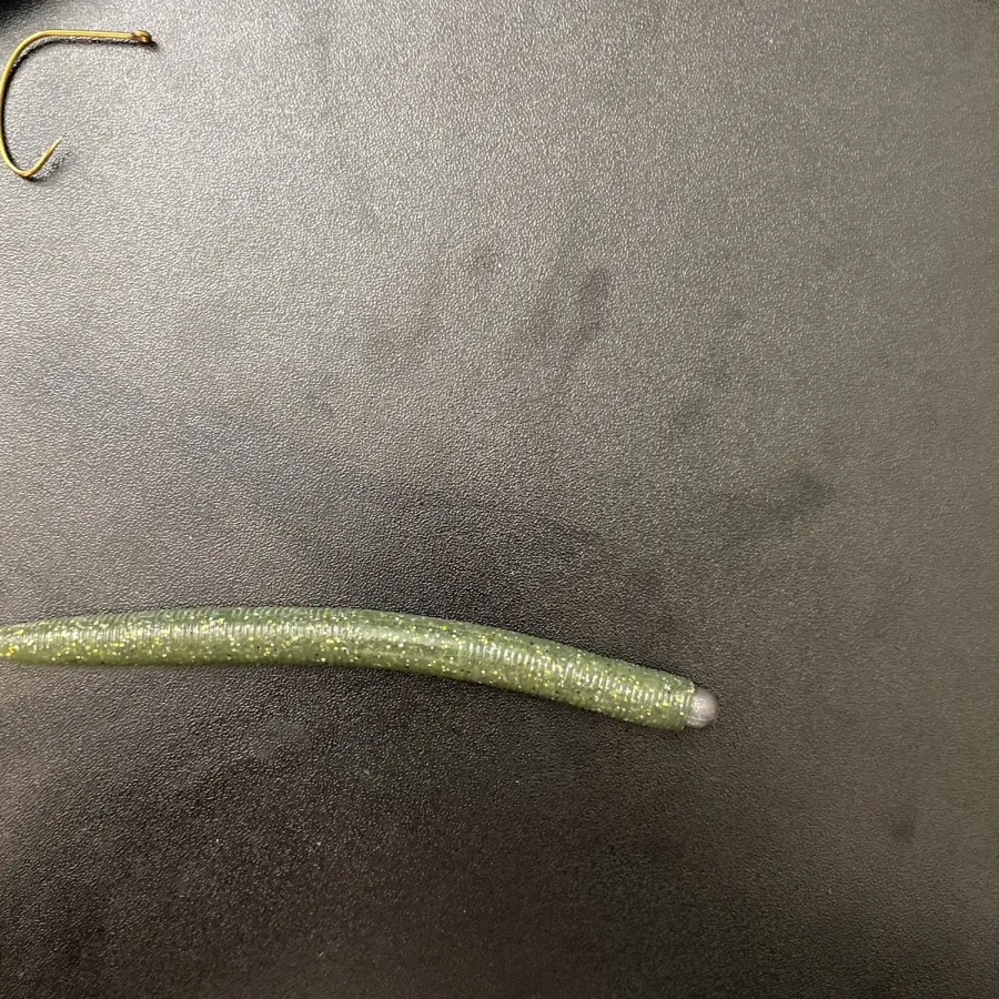 correct weight placement on worm